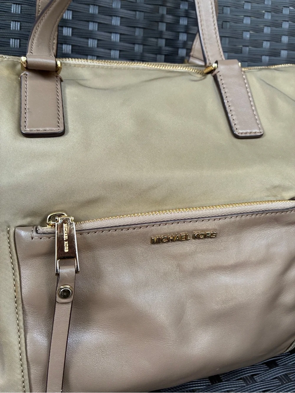 MICHAEL KORS BAG,Michael Kors Beige and Tan Leather-Trim Tote
